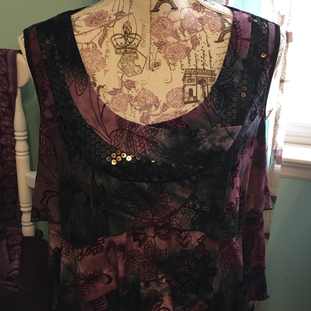 Dress barn layered velour tank ~ 1X